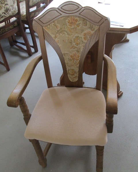825 Kėdė